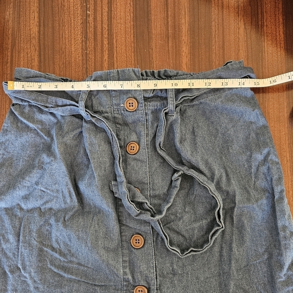 Francesca's Mi Ami Belted Denim Lightweight Button Front Mini Skirt XS EUC - Picture 6 of 11